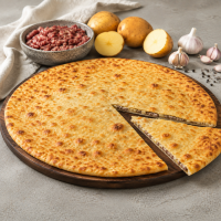 Осетинский пирог с рубленным мясом и картошкой